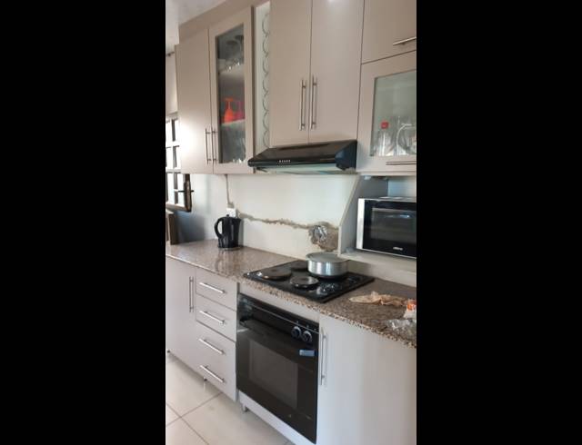 3 BEDROOM HOUSE FOR SALE IN NEWLANDS WEST